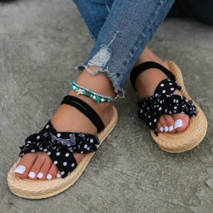 Women's fashion trend, anti slip and wear-resistant lace strap flat heel sandals